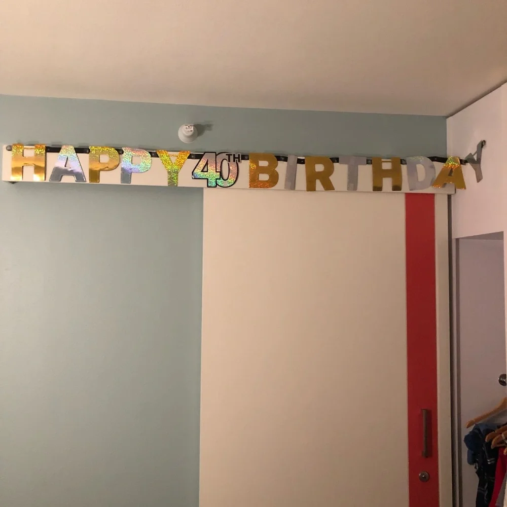 🛍️ Holographic 40th Birthday Banner